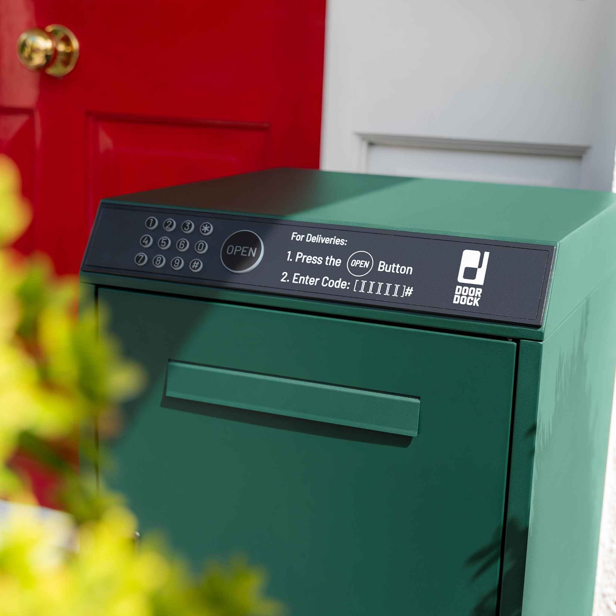 DOORDOCK - Smart Parcel Mailbox (Green)