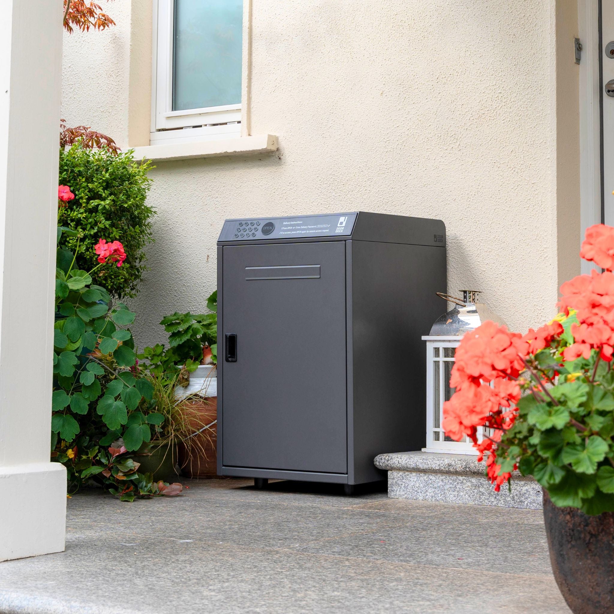 DOORDOCK - Smart Parcel Mailbox (Grey)